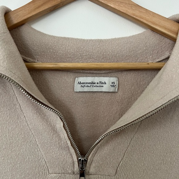 Abercrombie + Fitch Soft A+F Cream Quarter Zip Pullover - Picture 4 of 7